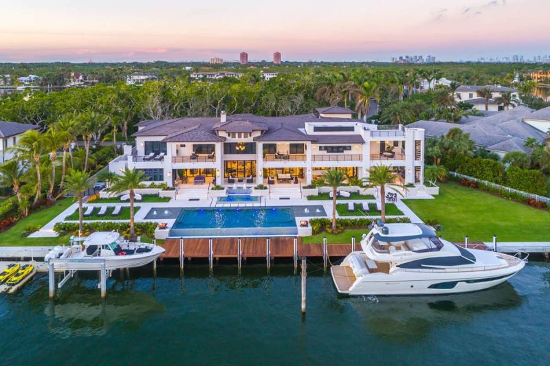 Waterfront-Property-with-Outdoor-Oasis-Coral-Gables-Florida_1